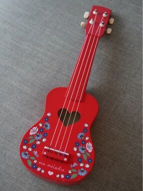 Konges Slojd Wooden Ukulele - Barbados Cherry